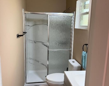 8310 Nw 25th Street - Photo Thumbnail 1