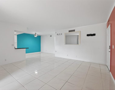 8400 W Sample Road - Photo Thumbnail 5