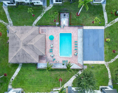 8400 W Sample Road - Photo Thumbnail 29