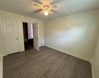1307 Sheffield Road - Photo Thumbnail 9