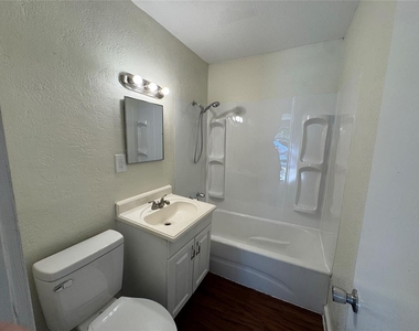 1307 Sheffield Road - Photo Thumbnail 4