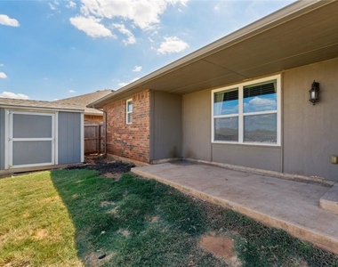 18220 Scarborough Drive - Photo Thumbnail 30