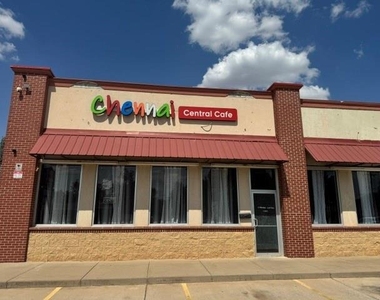5805 Nw 50th Street - Photo Thumbnail 1