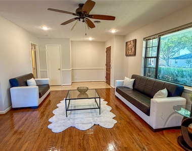 1302 Patricia Lane - Photo Thumbnail 2