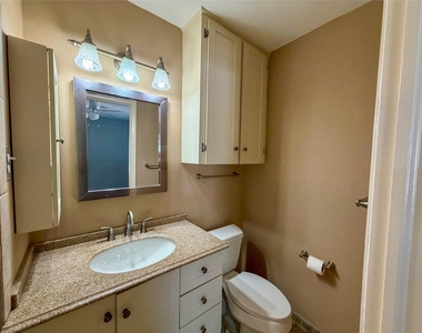 1302 Patricia Lane - Photo Thumbnail 12