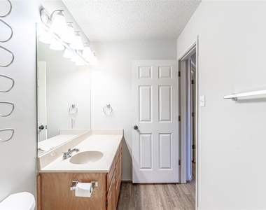 4031 Country Meadows Circle - Photo Thumbnail 27