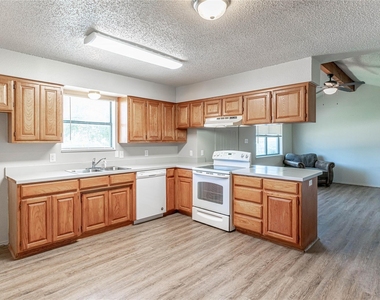 4031 Country Meadows Circle - Photo Thumbnail 13