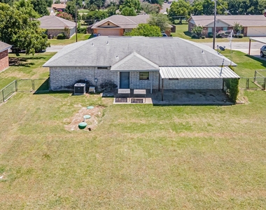 4031 Country Meadows Circle - Photo Thumbnail 6
