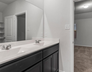5500 Gold Pond Drive - Photo Thumbnail 22