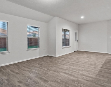 5500 Gold Pond Drive - Photo Thumbnail 15
