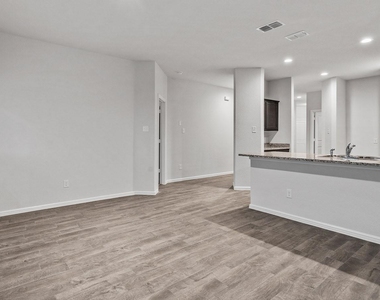 5500 Gold Pond Drive - Photo Thumbnail 8