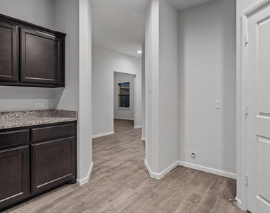 5500 Gold Pond Drive - Photo Thumbnail 5
