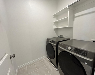 15713 Palmwood Road - Photo Thumbnail 29