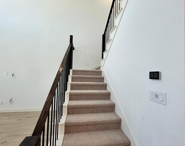 15713 Palmwood Road - Photo Thumbnail 3