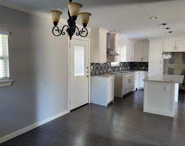3602 Palm Drive - Photo Thumbnail 4