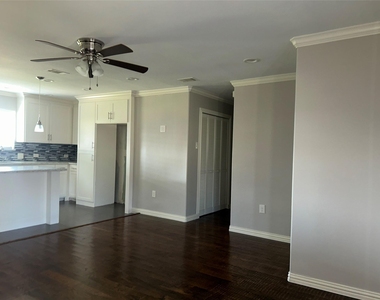 3602 Palm Drive - Photo Thumbnail 3