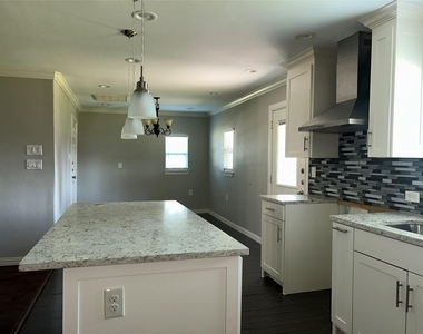 3602 Palm Drive - Photo Thumbnail 1