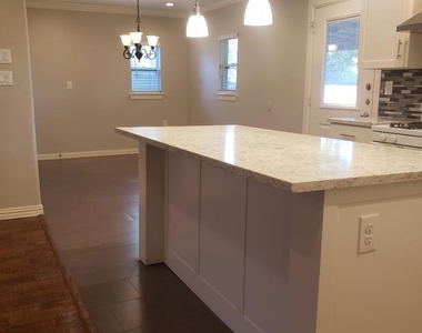 3602 Palm Drive - Photo Thumbnail 16