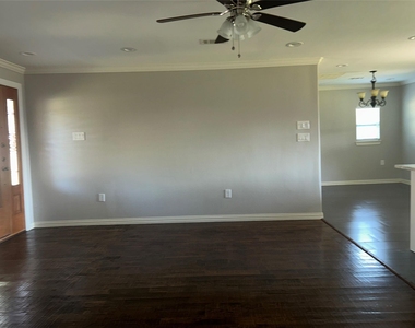 3602 Palm Drive - Photo Thumbnail 5