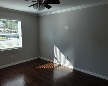 3602 Palm Drive - Photo Thumbnail 10