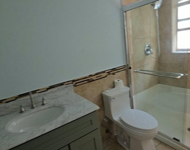 7924 Sw 8th Street - Photo Thumbnail 5
