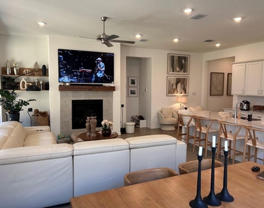 720 Penvenen Place - Photo Thumbnail 2