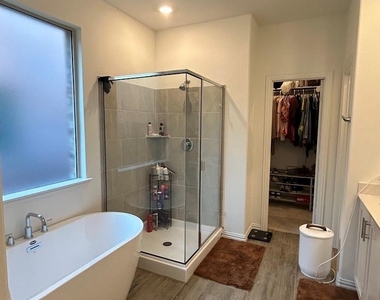 720 Penvenen Place - Photo Thumbnail 8