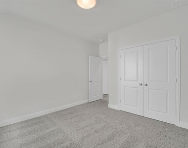2901 Cantoni Creek - Photo Thumbnail 24
