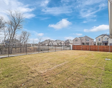 2901 Cantoni Creek - Photo Thumbnail 37