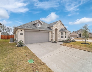 2901 Cantoni Creek - Photo Thumbnail 3