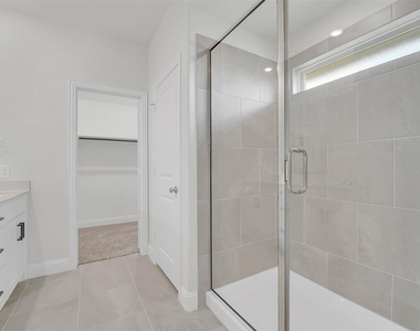 2901 Cantoni Creek - Photo Thumbnail 31
