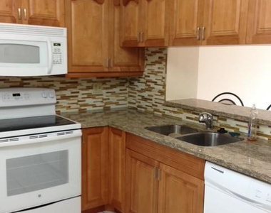 4100 N 58th Avenue - Photo Thumbnail 1