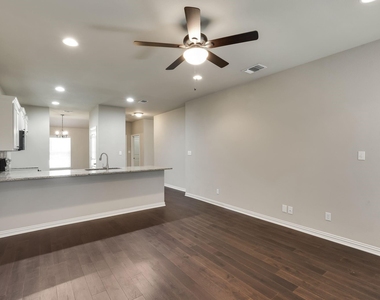 3608 Brookstone Drive - Photo Thumbnail 10