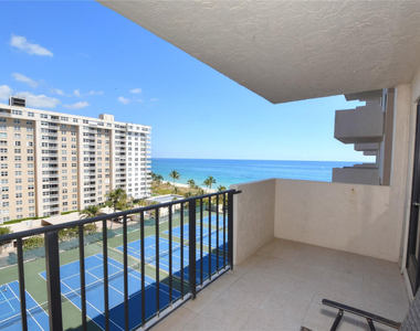 5100 N Ocean Boulevard - Photo Thumbnail 3