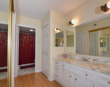 5100 N Ocean Boulevard - Photo Thumbnail 14