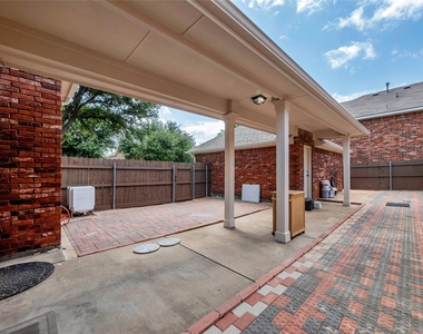 114 Constitution Drive - Photo Thumbnail 26