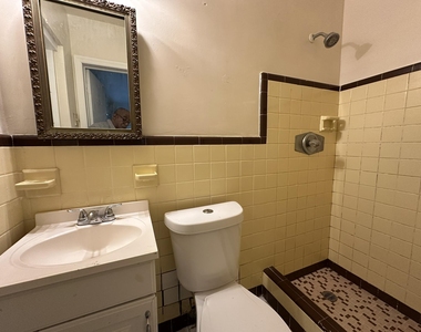 1316 Nw 15th Place Nw - Photo Thumbnail 6