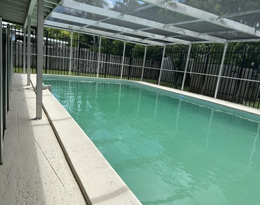 1316 Nw 15th Place Nw - Photo Thumbnail 12