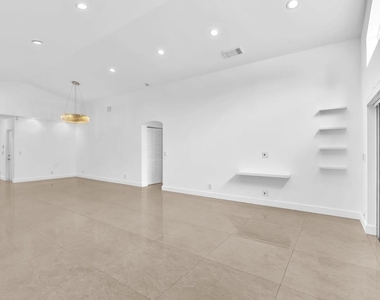3307 Sw 49th Street - Photo Thumbnail 30