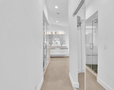 3307 Sw 49th Street - Photo Thumbnail 36