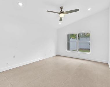 3307 Sw 49th Street - Photo Thumbnail 33