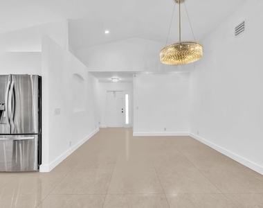 3307 Sw 49th Street - Photo Thumbnail 13