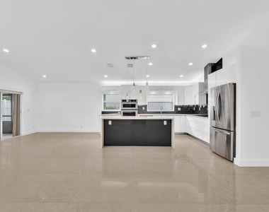 3307 Sw 49th Street - Photo Thumbnail 15