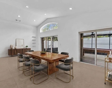 3307 Sw 49th Street - Photo Thumbnail 26