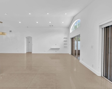 3307 Sw 49th Street - Photo Thumbnail 27