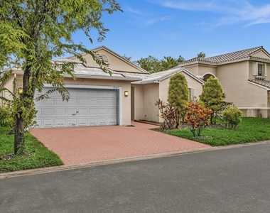 3307 Sw 49th Street - Photo Thumbnail 1