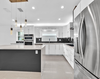 3307 Sw 49th Street - Photo Thumbnail 21
