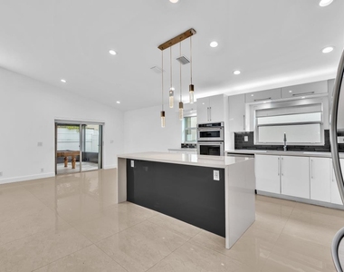 3307 Sw 49th Street - Photo Thumbnail 22