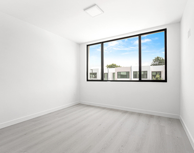 702 Cypress Grove Drive - Photo Thumbnail 25