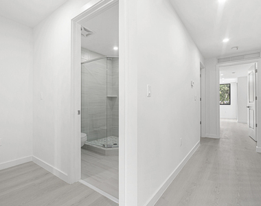 702 Cypress Grove Drive - Photo Thumbnail 23